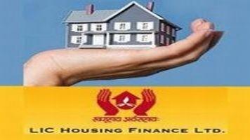 LIC Housing Finance breaches major resistances
