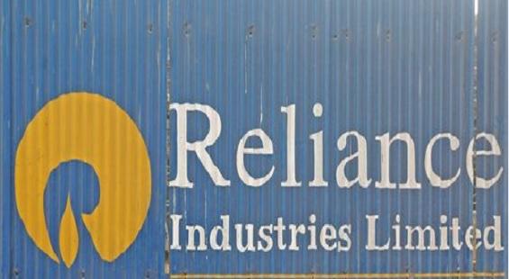 RIL gains on mega rights issue & Jio deal