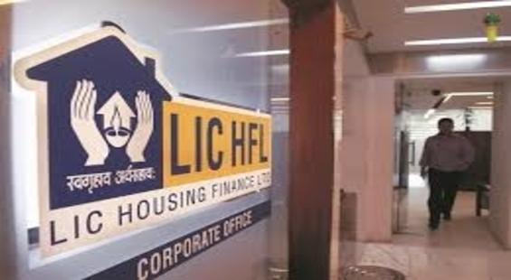 LIC Housing Finance gives trendline breakout