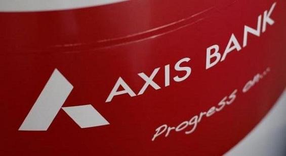 Axis Bank gives trendline breakout
