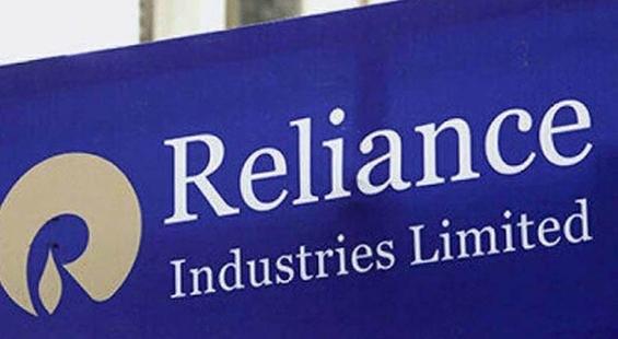 Reliance Industries slips below 200-DMA