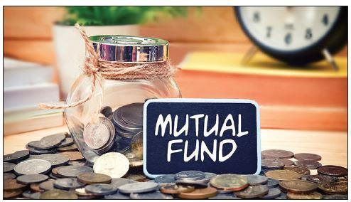 2020 : AUM, AMC & ANALYSIS