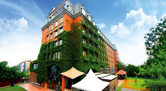 Royal Orchid Hotels shines on opening of 8 new properties