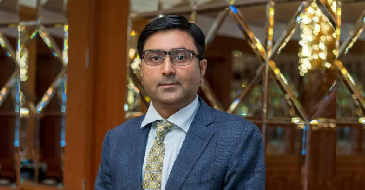 Emerging Markets: Analysing investment opportunities in emerging economies and evaluating the risks associated with these markets