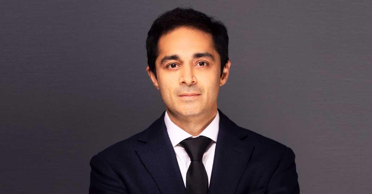 How is India benefitting from the China+1 strategy?