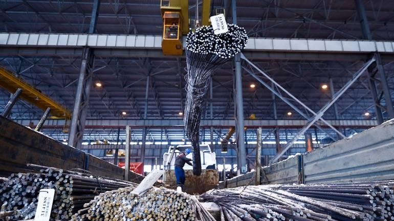 Metals drag markets; Vedanta, Hindalco tank