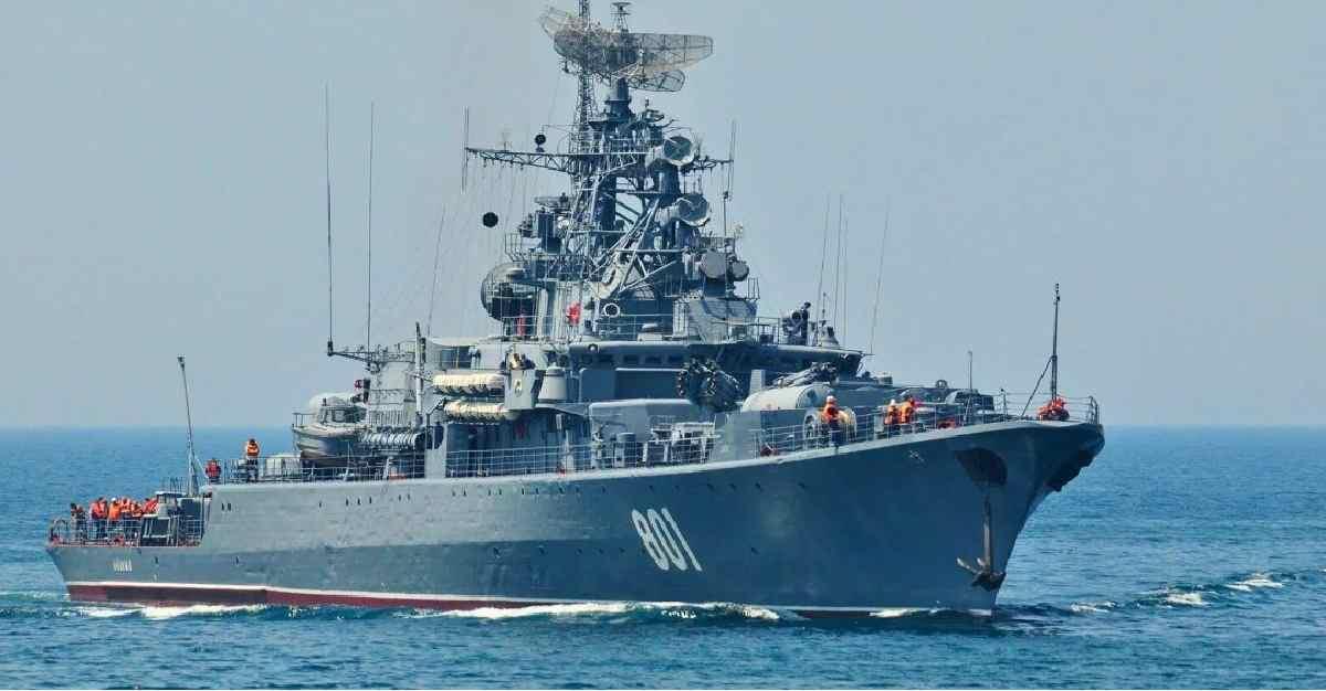 Multibagger Marine and Defence Company Secures Rs 12,10,00,000 Order from Arcelor Mittal Nippon Steel; FIIs and DIIs Increase Stake!