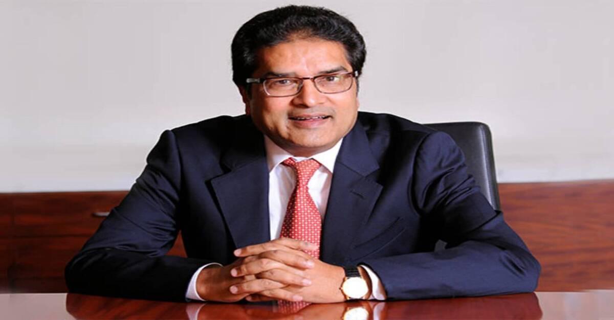 Heavy Buying: Raamdeo Agrawal-Backed Bajaj Group Hits All-Time High Price with 1.5 Times Volume Surge on BSE – FIIs and DIIs Increase Stake!