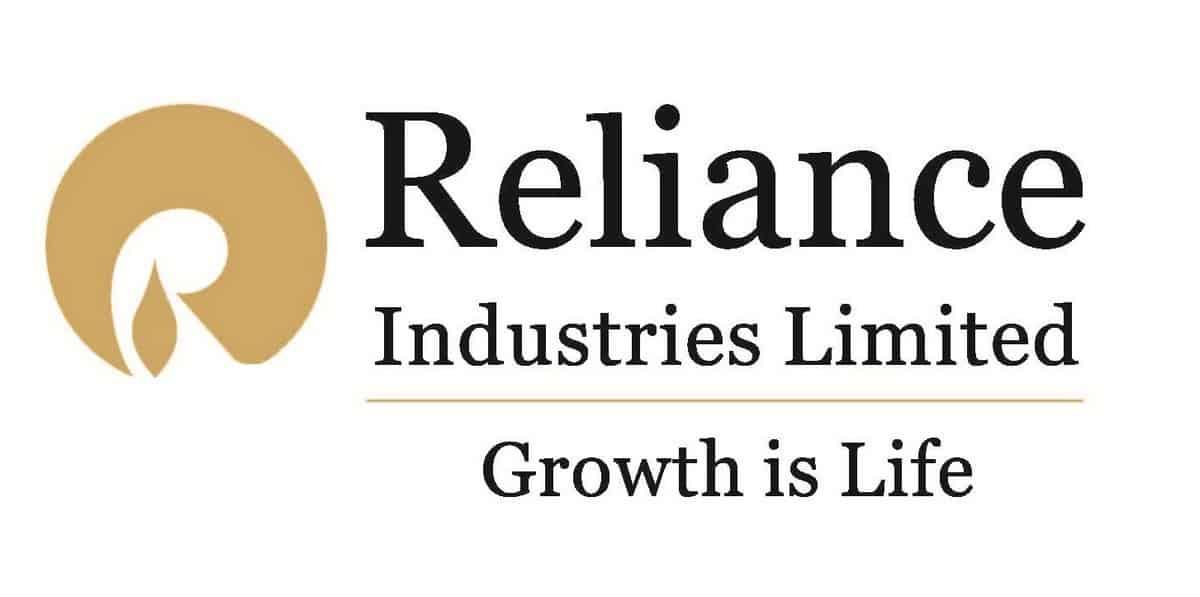 RIL reports healthy Q2FY19 but stock dips