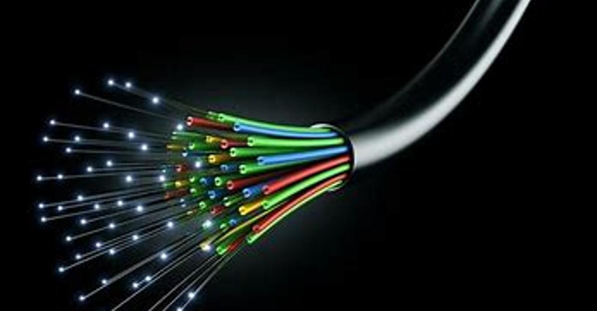 India's Top Optical Fiber Giant Wins Rs 2,600 Crore Project in J&K