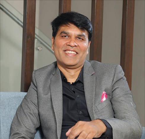 Conglomerate Investing: The Many-Headed Engine