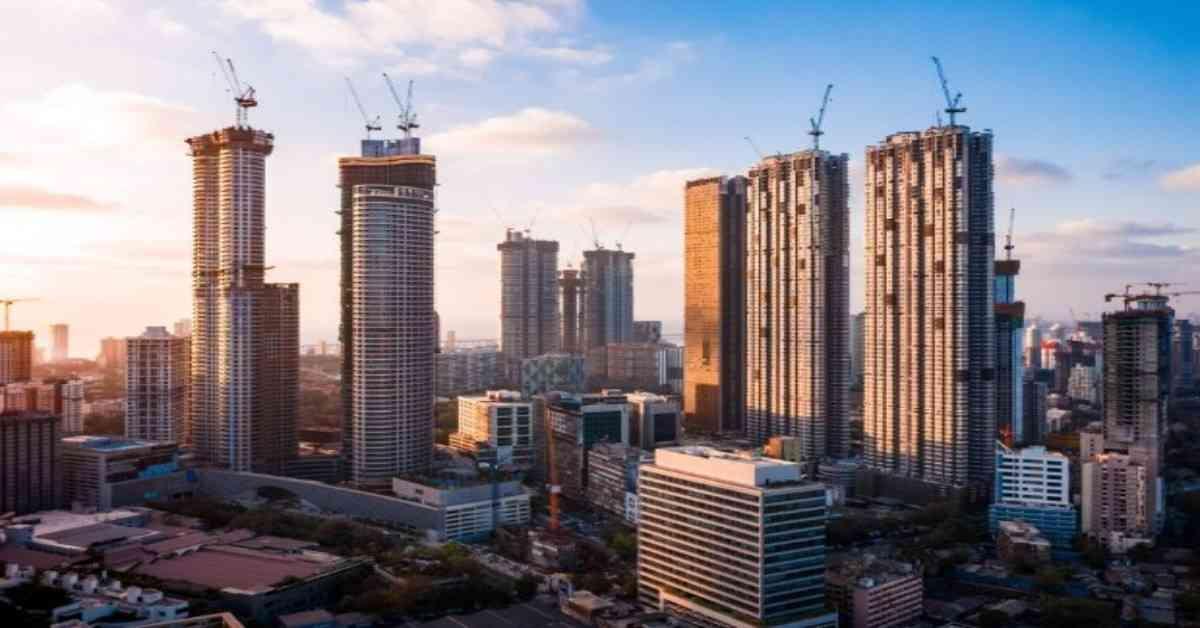 Mumbai-Based Luxury Real Estate Company Surges 15%; Acquires Land With ~Rs 100 Crore GDV Potential, FIIs And DIIs Raise Stake