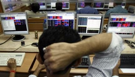 Sensex again dips by 323 points