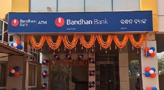 Bandhan offers credit card in tie-up with Standard Chartered