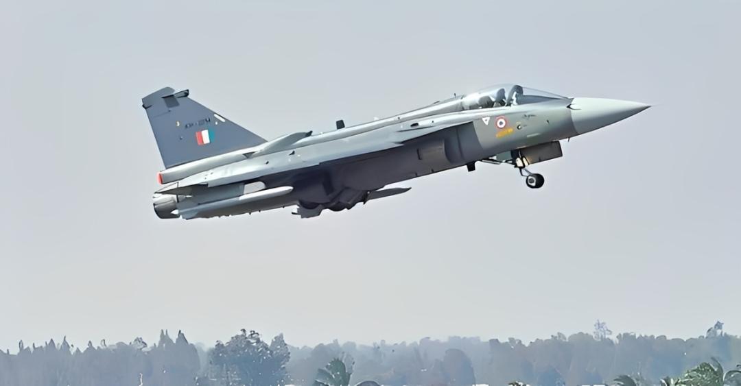 लहान कॅप आयटी स्टॉक मंगळवारी 10% वाढला टाटा अॅडव्हान्स्ड सिस्टिम्ससोबतच्या करारानंतर, परदेशी संस्थात्मक गुंतवणूकदारांचा हिस्सा वाढला.