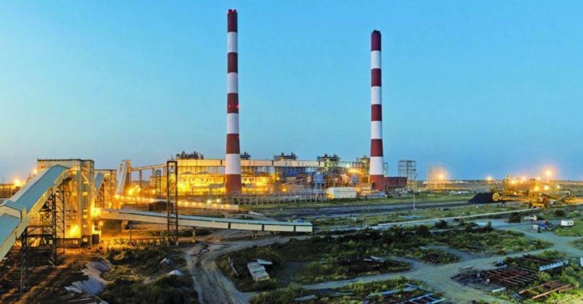 एनएलसी इंडियाने Q4FY26 साठी एकत्रित महसूल रु. 5,042 कोटी नोंदवला, तर PAT वार्षिक 216 टक्के वाढून रु. 1,481 कोटी झाला आणि FY26 साठी प्रति शेअर रु. 0.25 अंतिम लाभांश जाहीर केला.