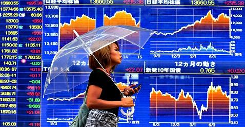 Rising geopolitical tensions push Asian shares downward