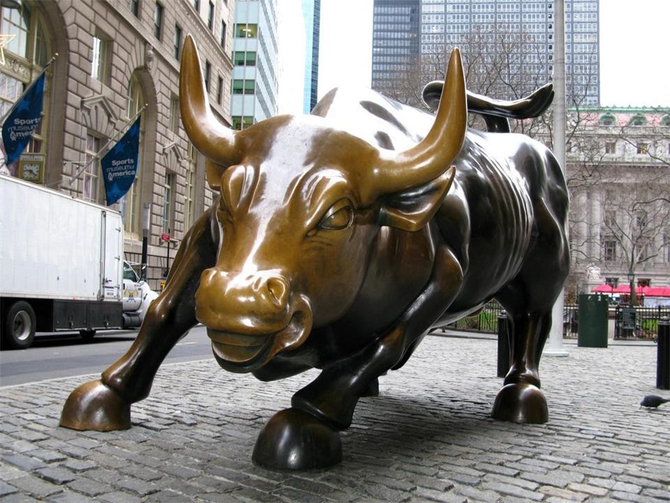 Sensex Crosses 21k, Banks Shine