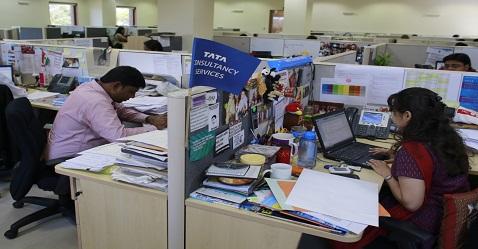 TCS to shut its Lucknow office