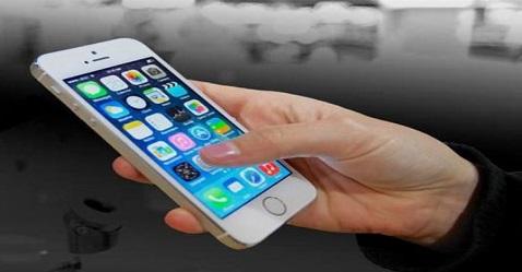 Smartphone shipments to India up by 15 per cent in Q4FY17