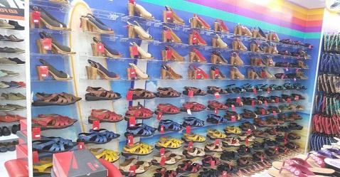 Relaxo Footwears slips 4.45% after sharp rally