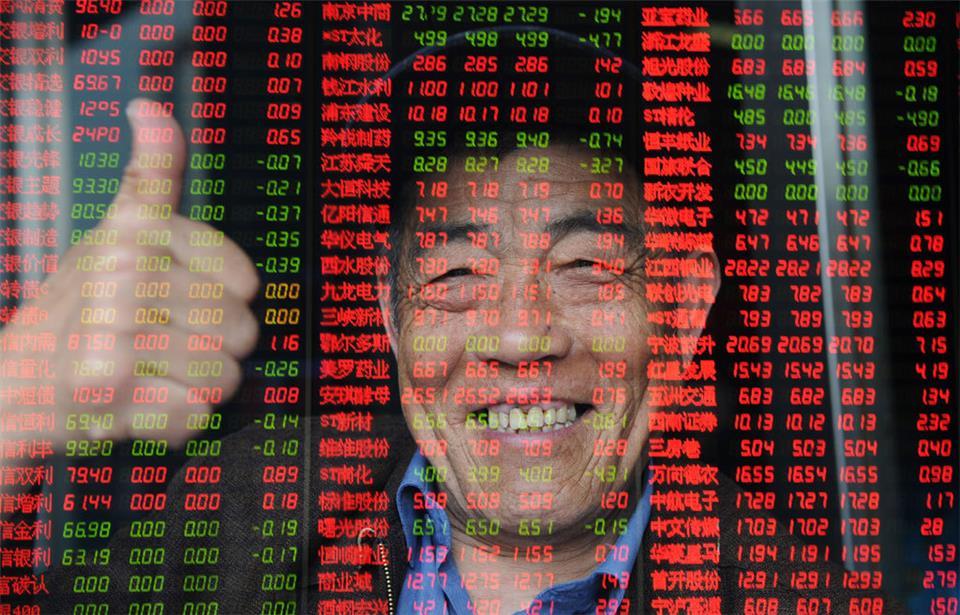 China Stocks Bounce Back After Panic Selling Among Investors