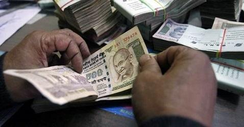 Banks too fell prey to demonetisation; falls drastically