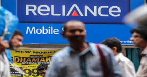 Reliance Industries net profit up by 4.45 per cent in Q1FY16