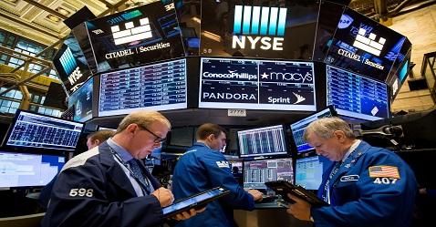US stocks slip after soft GDP data and earnings