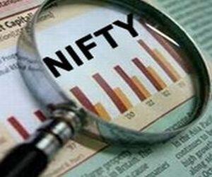 Nifty Struggles Below 5900, DLF Down 2.3%
